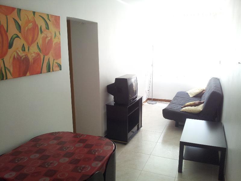 Castel Apartments لوسبيتاليت دي يوبريغات المظهر الخارجي الصورة