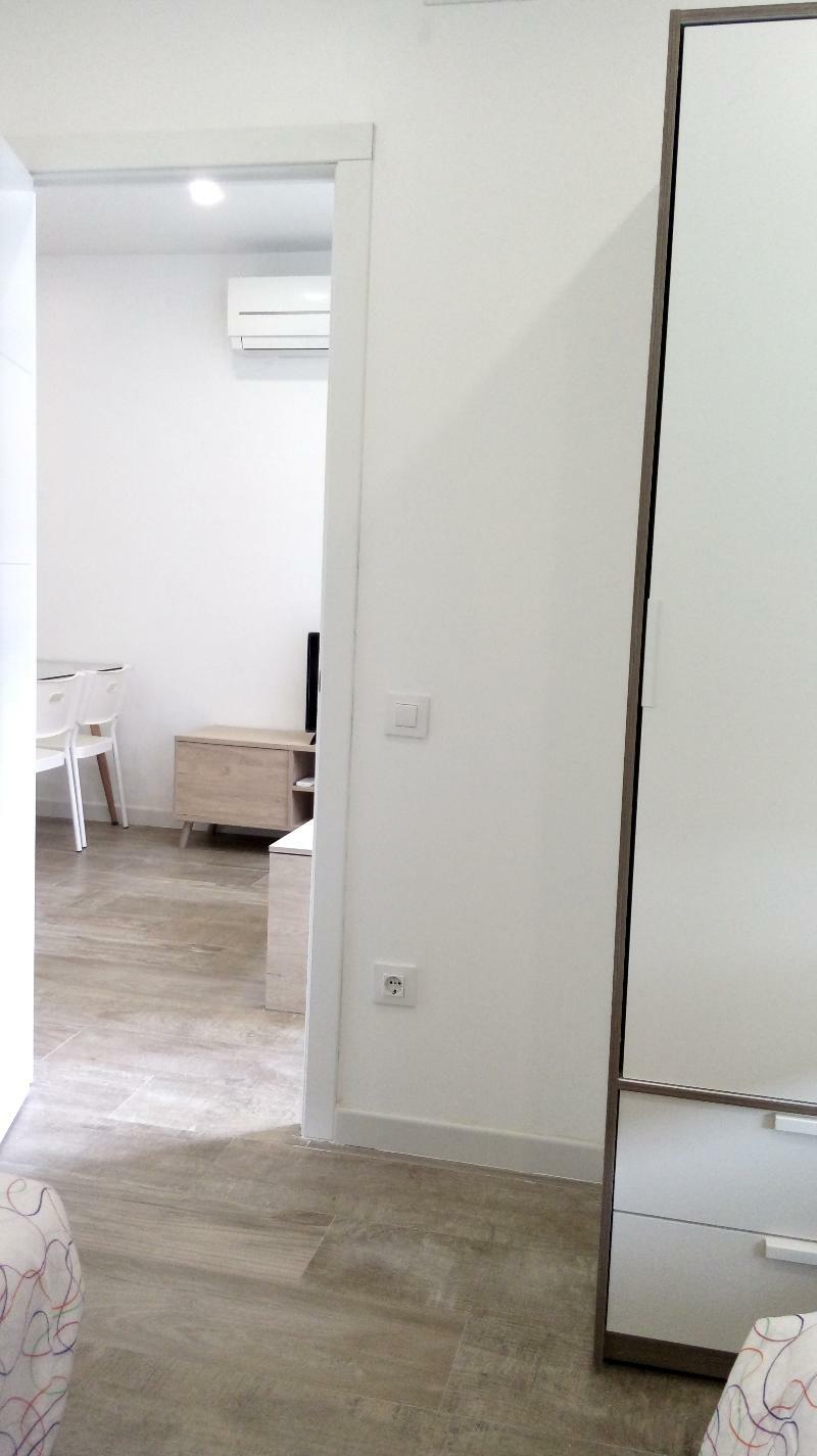 Castel Apartments لوسبيتاليت دي يوبريغات المظهر الخارجي الصورة