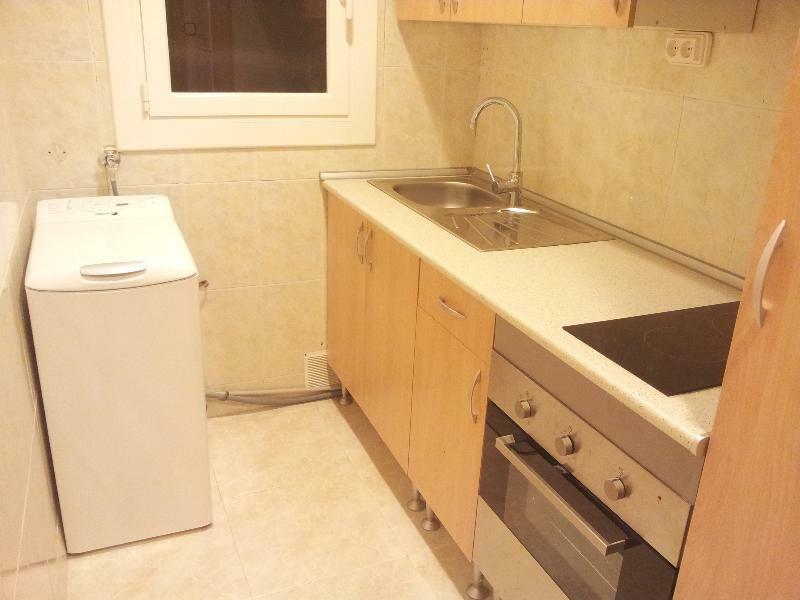 Castel Apartments لوسبيتاليت دي يوبريغات المظهر الخارجي الصورة